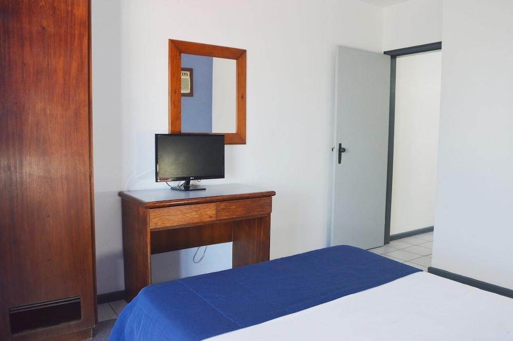 Joaquina Beach Hotel ฟลอเรียนอโปลิส ภายนอก รูปภาพ